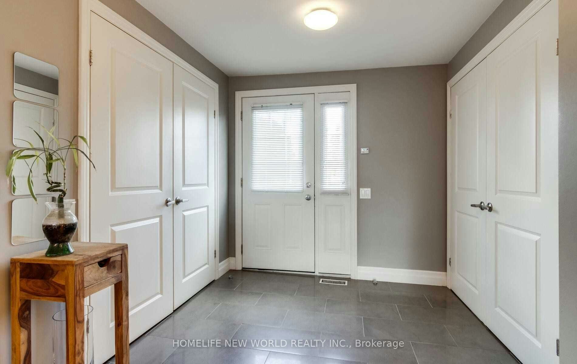 32 Canal Street, Georgina, ON, L4P 1K5 - 2