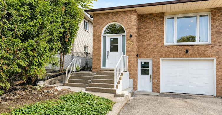 BSM-95 Maplegrove Avenue, Bradford West Gwillimbury, ON, L3Z 1R9