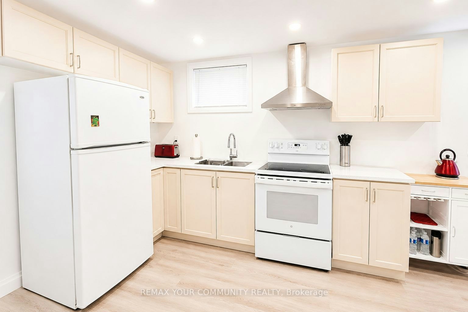 BSM-95 Maplegrove Avenue, Bradford West Gwillimbury, ON, L3Z 1R9 - 6