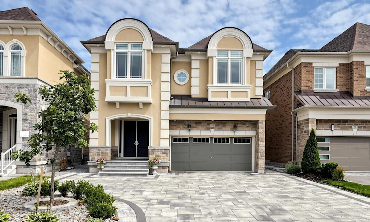 73 Menotti Drive