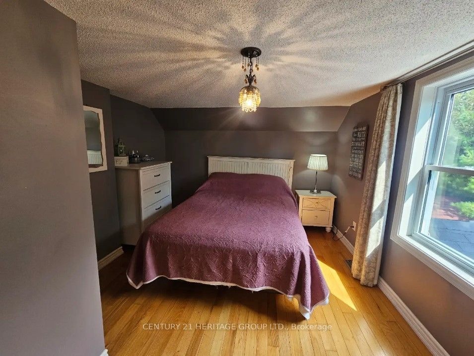 47 Denne Boulevard, Newmarket, ON, L3Y 4H5 - 10