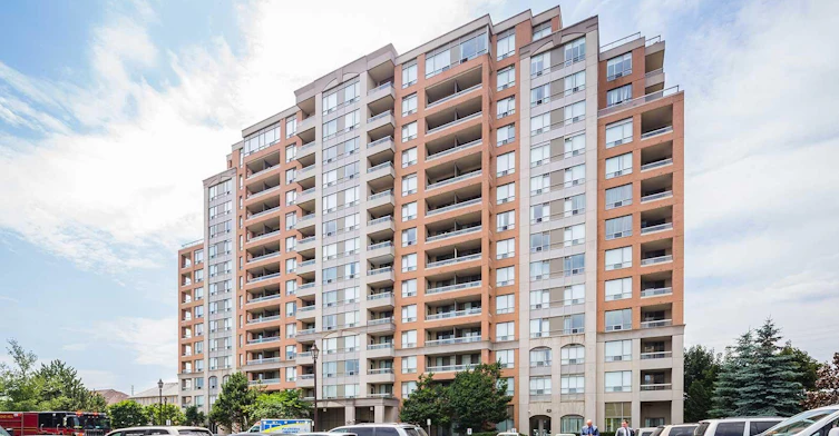 504-19 Northern Heights Drive, Richmond Hill, ON, L4B 4M4
