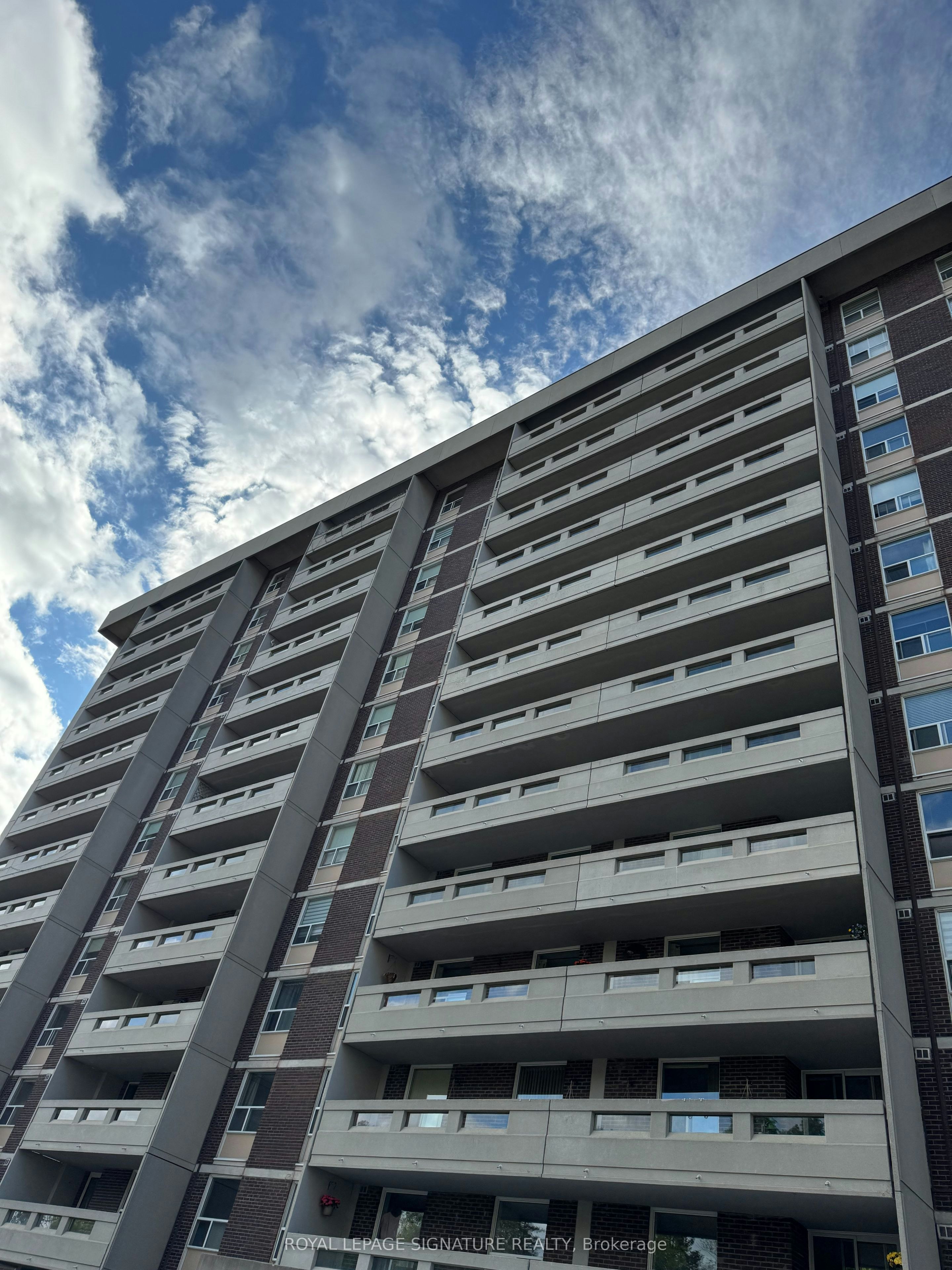 1210-60 Inverlochy Boulevard, Markham, ON, L3T 4T7