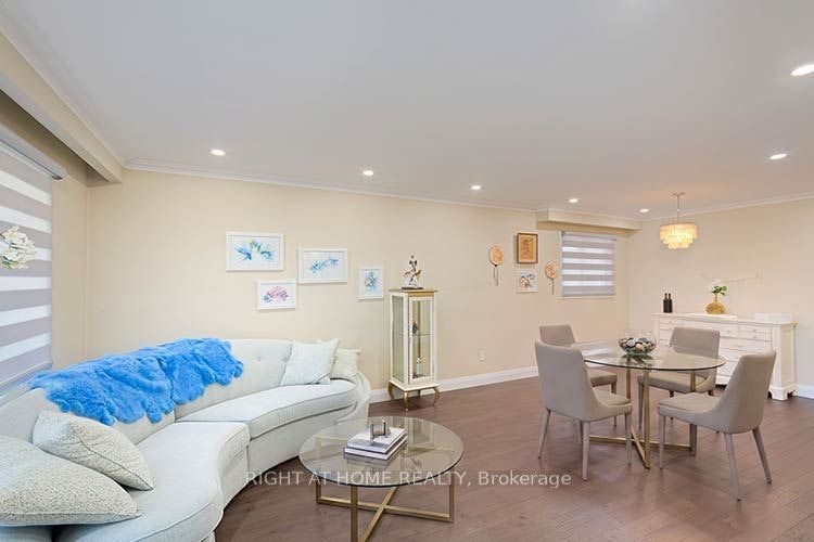 304 Roywood Crescent, Newmarket, ON, L3Y 1A5 - 2