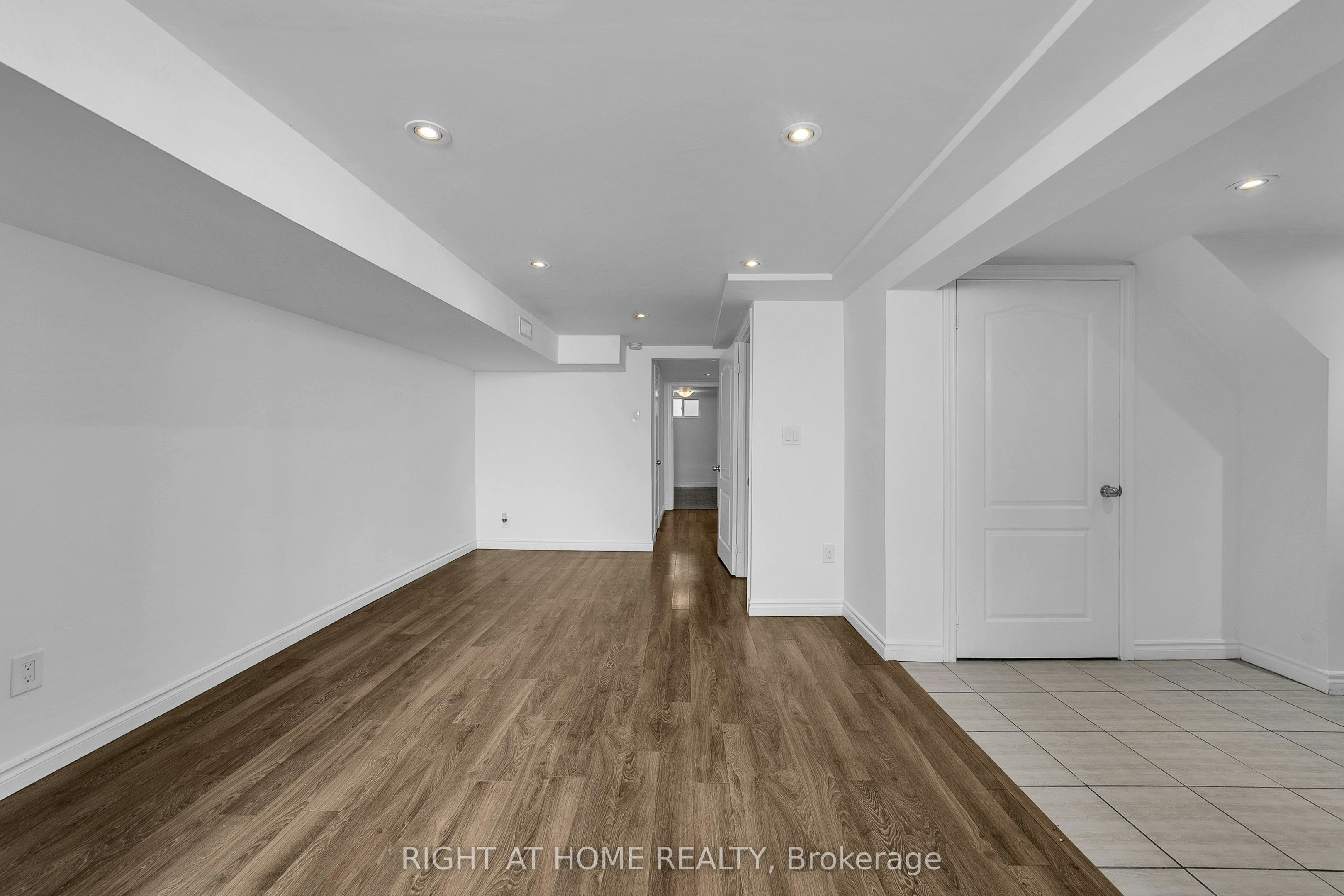 303 Blue Grass Boulevard, Richmond Hill, ON, L4C 3H3 - 14