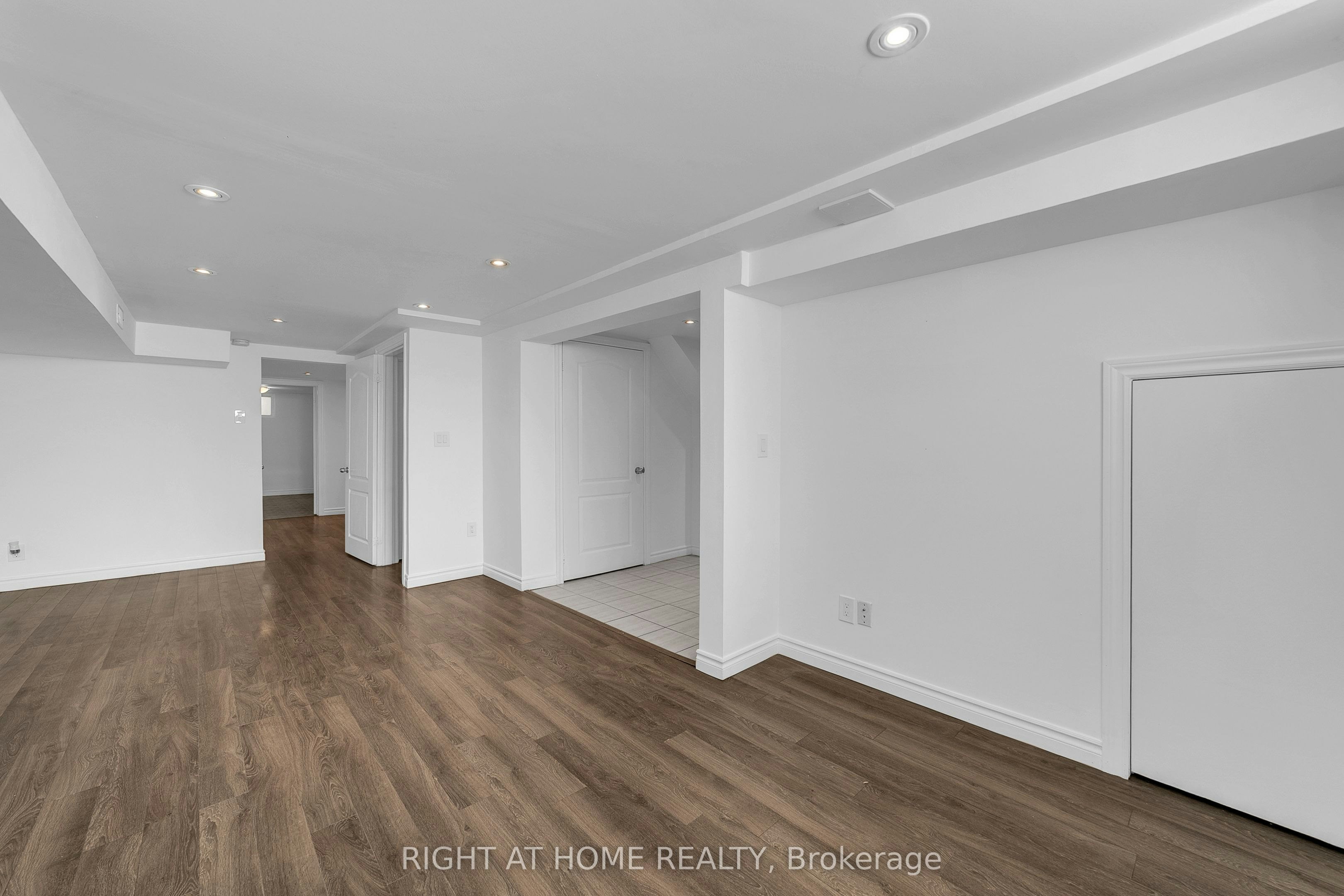 303 Blue Grass Boulevard, Richmond Hill, ON, L4C 3H3 - 12