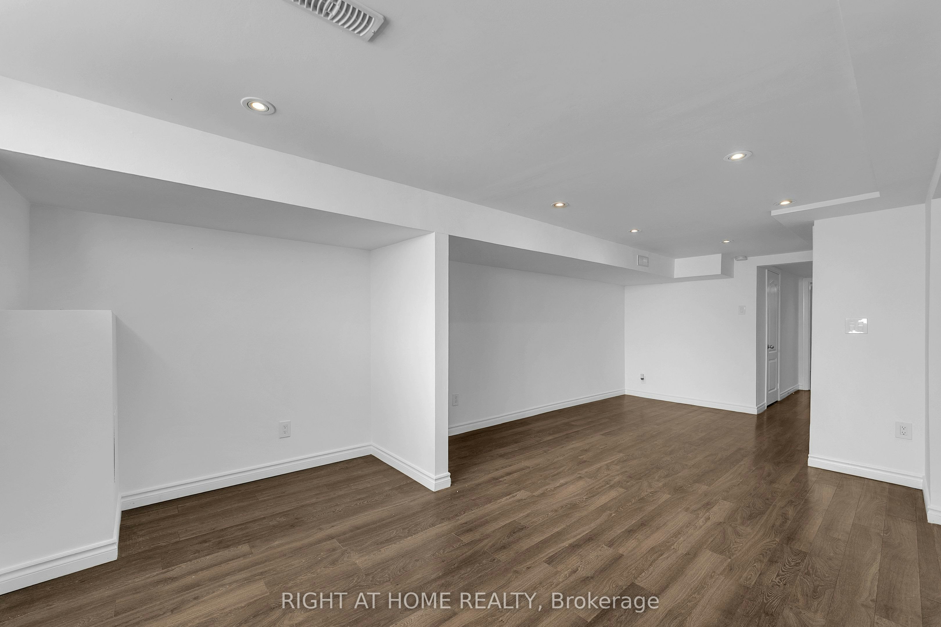 303 Blue Grass Boulevard, Richmond Hill, ON, L4C 3H3 - 13