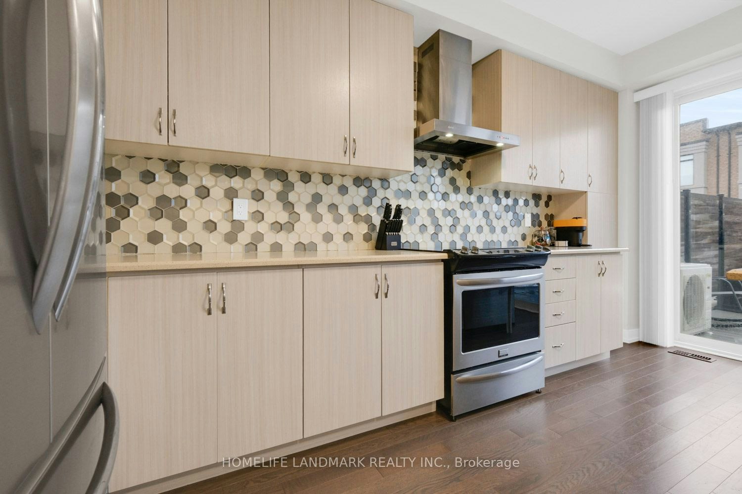 217 Salterton Circle, Vaughan, ON, L6A 4Z2 - 12