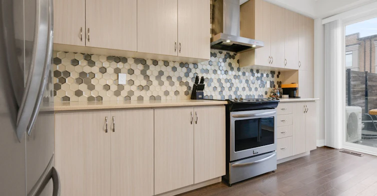 217 Salterton Circle, Vaughan, ON, L6A 4Z2 - 12