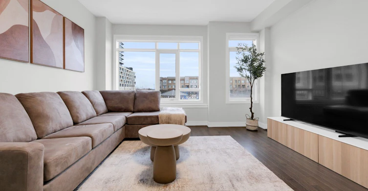 217 Salterton Circle, Vaughan, ON, L6A 4Z2 - 2