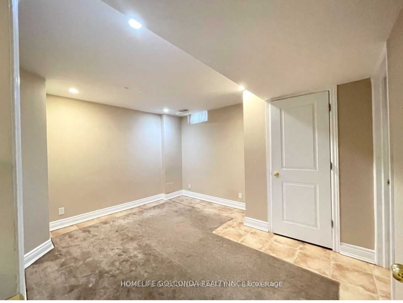 33 Hammerstone Crescent, Vaughan, ON, L4J 8B4 - 5