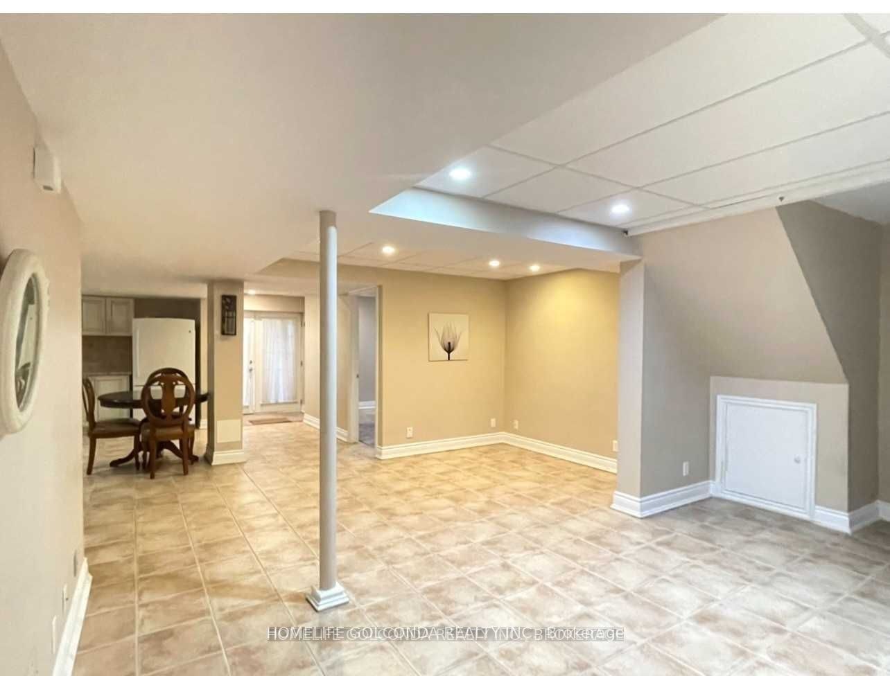 33 Hammerstone Crescent, Vaughan, ON, L4J 8B4 - 4