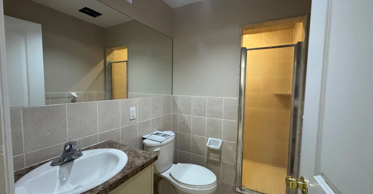 33 Hammerstone Crescent, Vaughan, ON, L4J 8B4 - 7