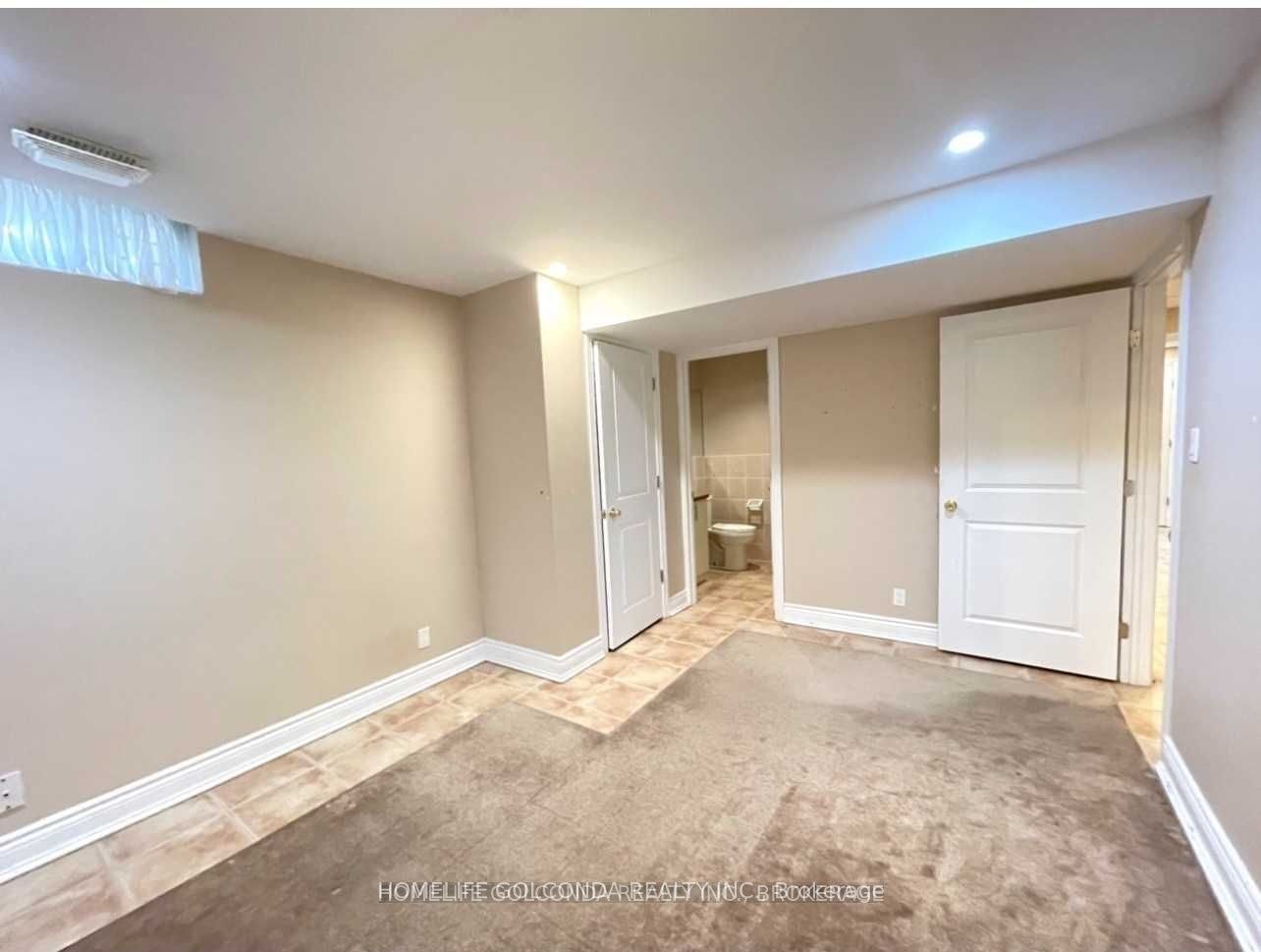 33 Hammerstone Crescent, Vaughan, ON, L4J 8B4 - 6