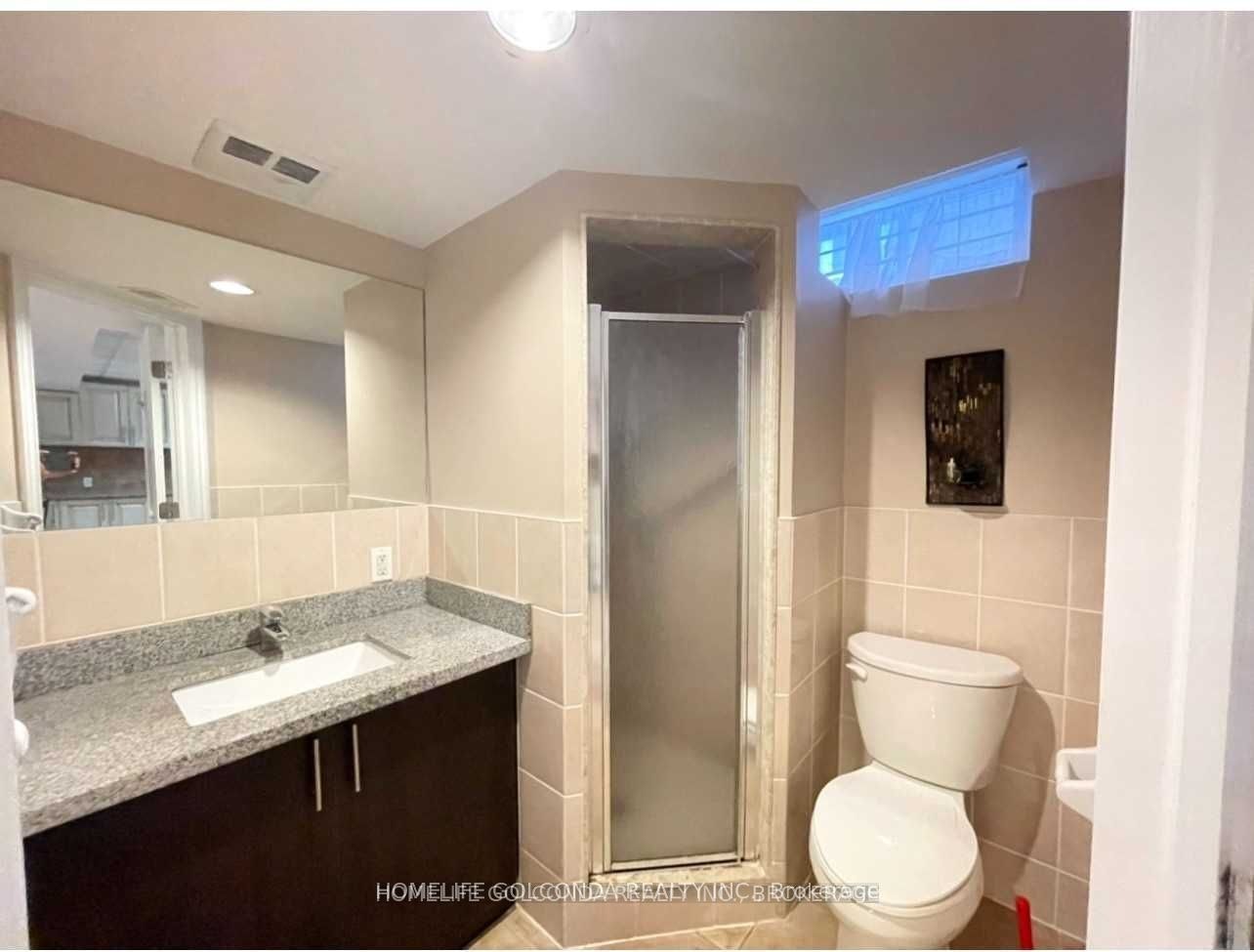 33 Hammerstone Crescent, Vaughan, ON, L4J 8B4 - 8