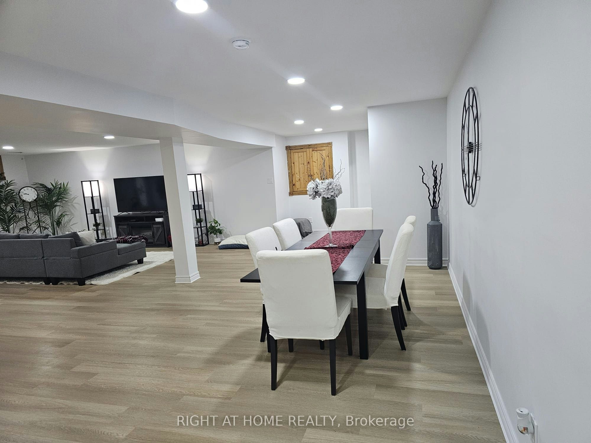 33 Country Heights Drive, Richmond Hill, ON, L4E 3M8 - 5
