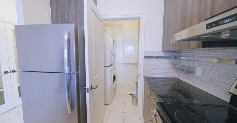 408-7768 Kennedy Road, Markham, ON, L3R 5K1 - 7
