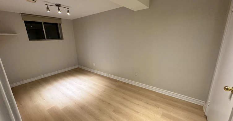 168 Hodgson Drive, Newmarket, ON, L3Y 1E2 - 5