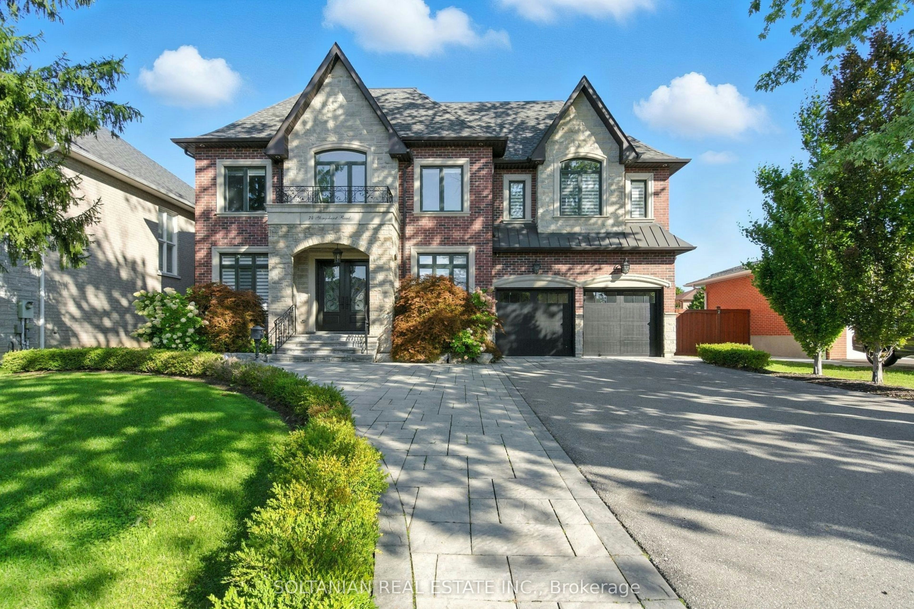 74 Yongehurst Road, Richmond Hill, ON, L4C 3T2
