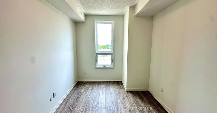 8-20 Lytham Green Circle, Newmarket, ON, L3Y 0H3 - 20