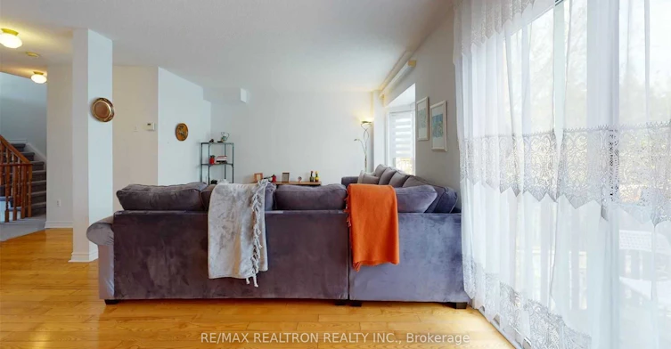 102 Royal Chapin Crescent, Richmond Hill, ON, L4S 2A8 - 5