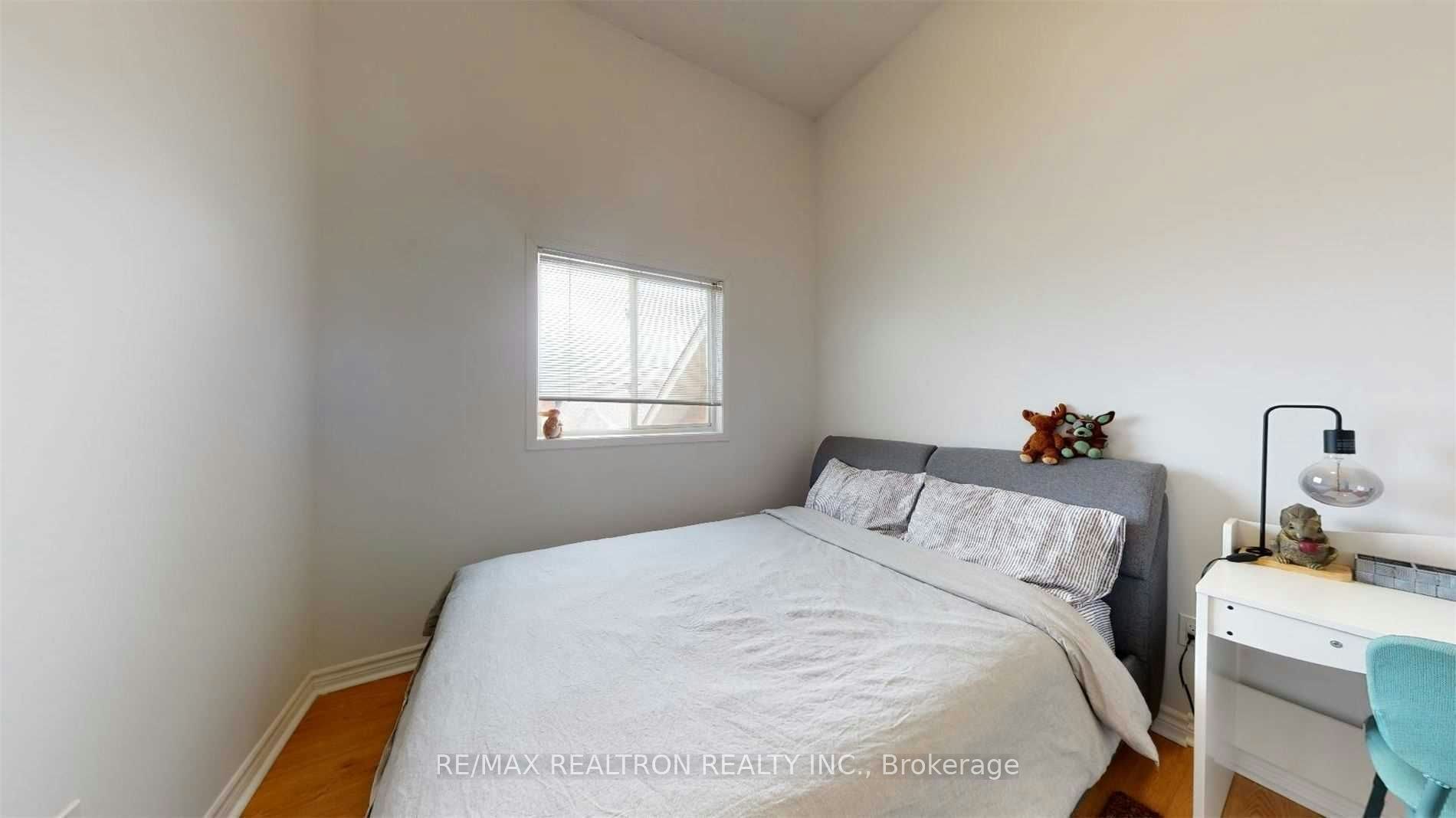 102 Royal Chapin Crescent, Richmond Hill, ON, L4S 2A8 - 11