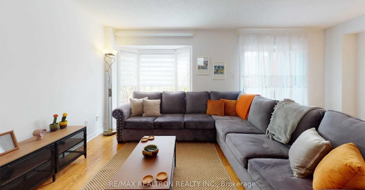 102 Royal Chapin Crescent, Richmond Hill, ON, L4S 2A8 - 3