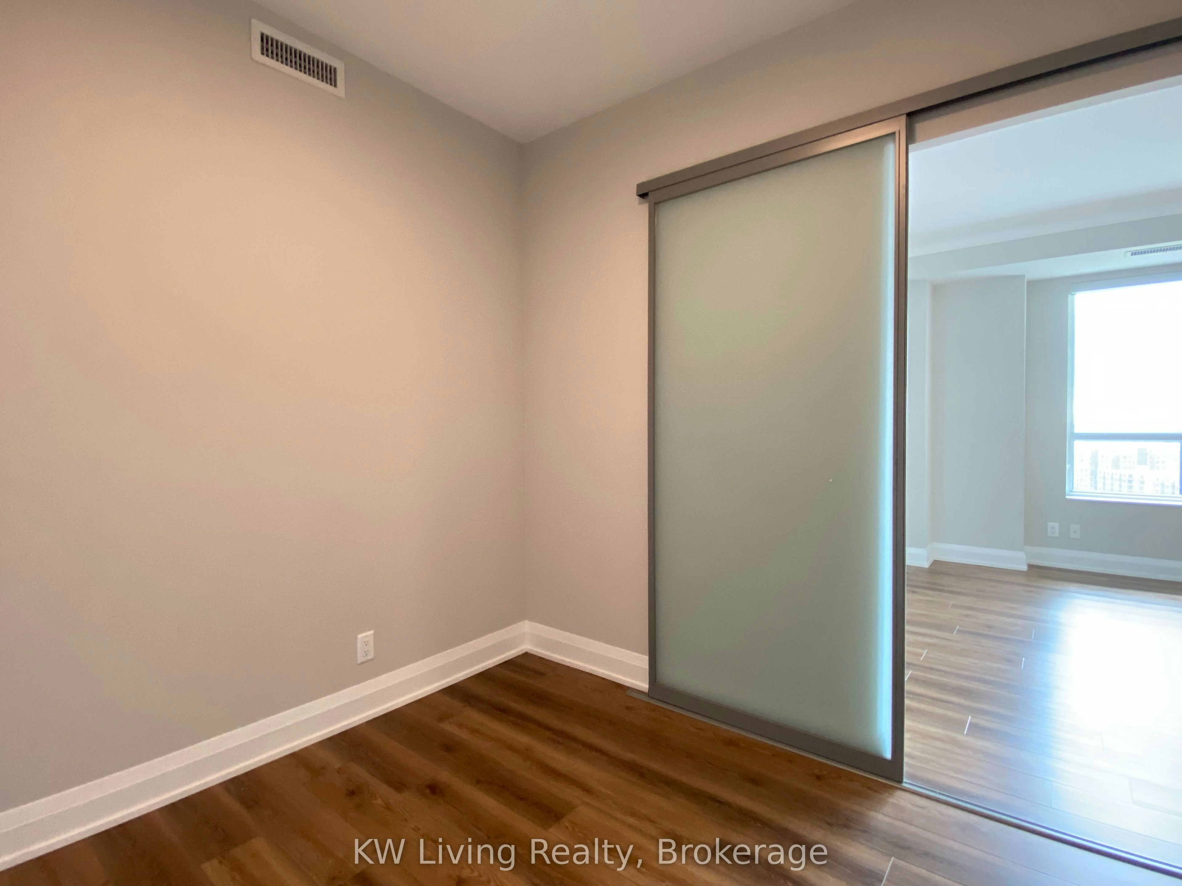 1903-18 Water Walk Drive, Markham, ON, L3R 6L5 - 32
