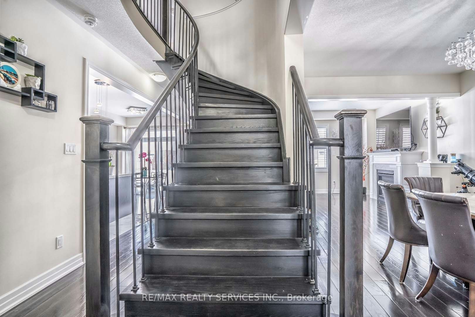484 Greenwood Drive, Essa, ON, L0M 1B4 - 24