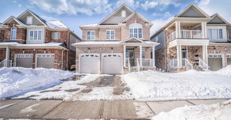 484 Greenwood Drive, Essa, ON, L0M 1B4 - 2