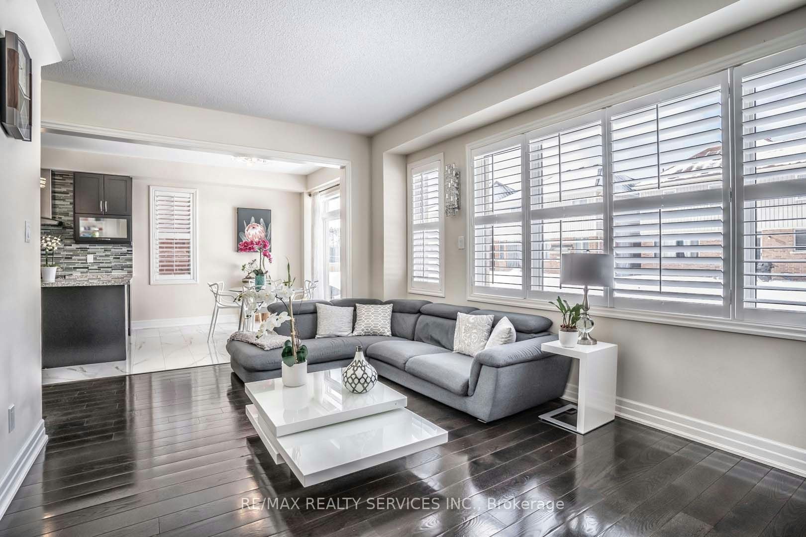 484 Greenwood Drive, Essa, ON, L0M 1B4 - 11