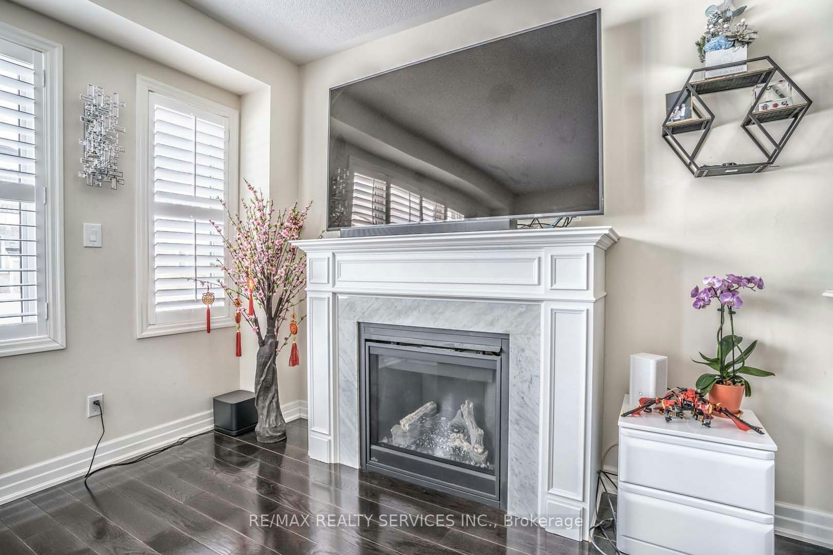484 Greenwood Drive, Essa, ON, L0M 1B4 - 12
