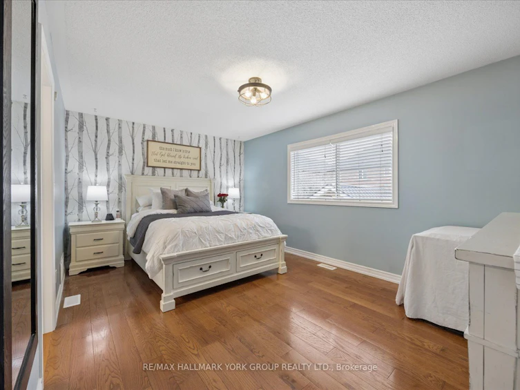 74 Wrendale Crescent, Georgina, ON, L4P 4C7 - 28