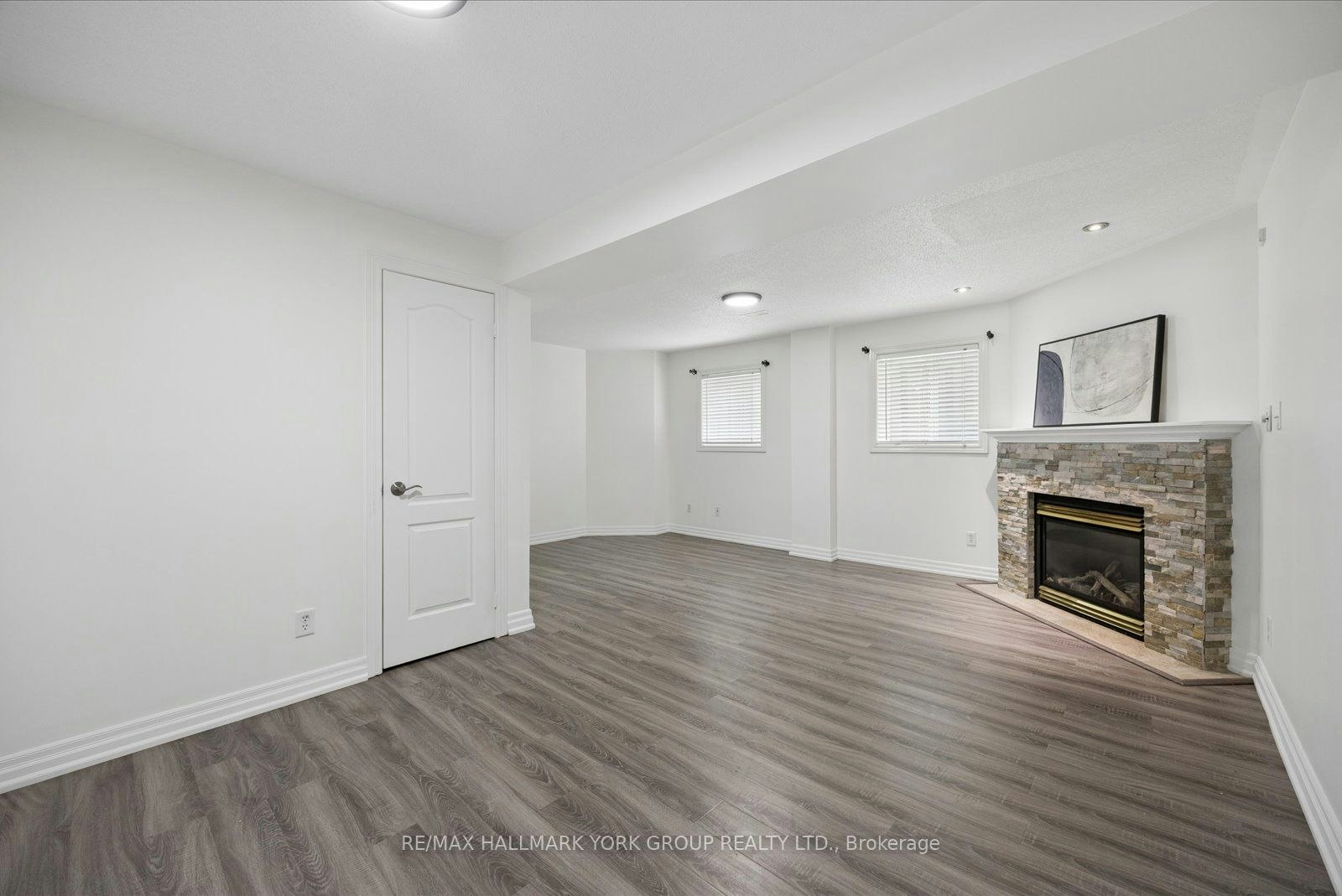 74 Wrendale Crescent, Georgina, ON, L4P 4C7 - 34