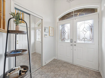 74 Wrendale Crescent - 5