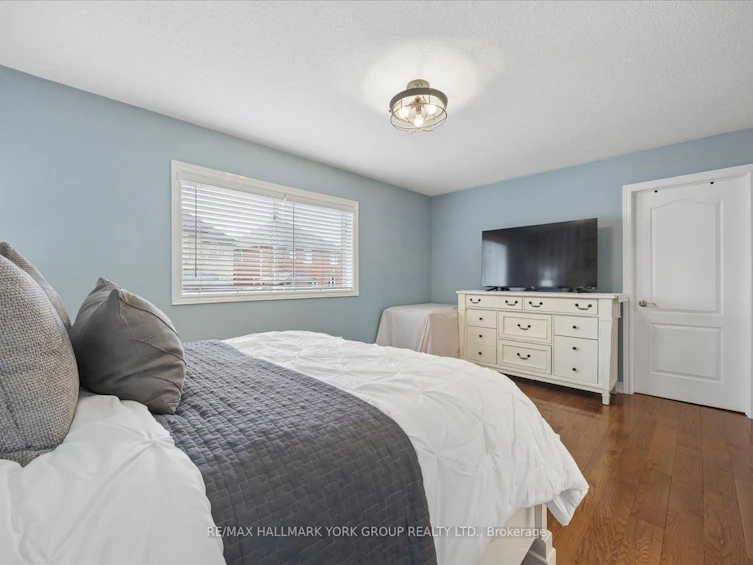 74 Wrendale Crescent, Georgina, ON, L4P 4C7 - 29