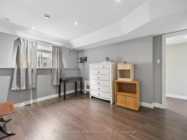 74 Wrendale Crescent, Georgina, ON, L4P 4C7 - 36