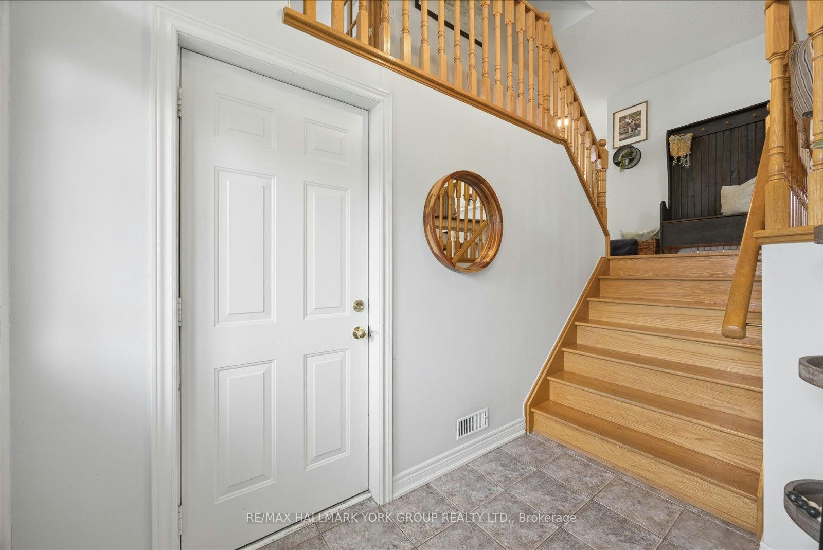 74 Wrendale Crescent, Georgina, ON, L4P 4C7 - 6