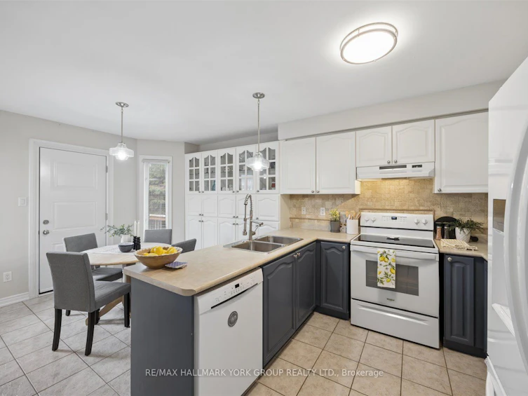 74 Wrendale Crescent, Georgina, ON, L4P 4C7 - 13