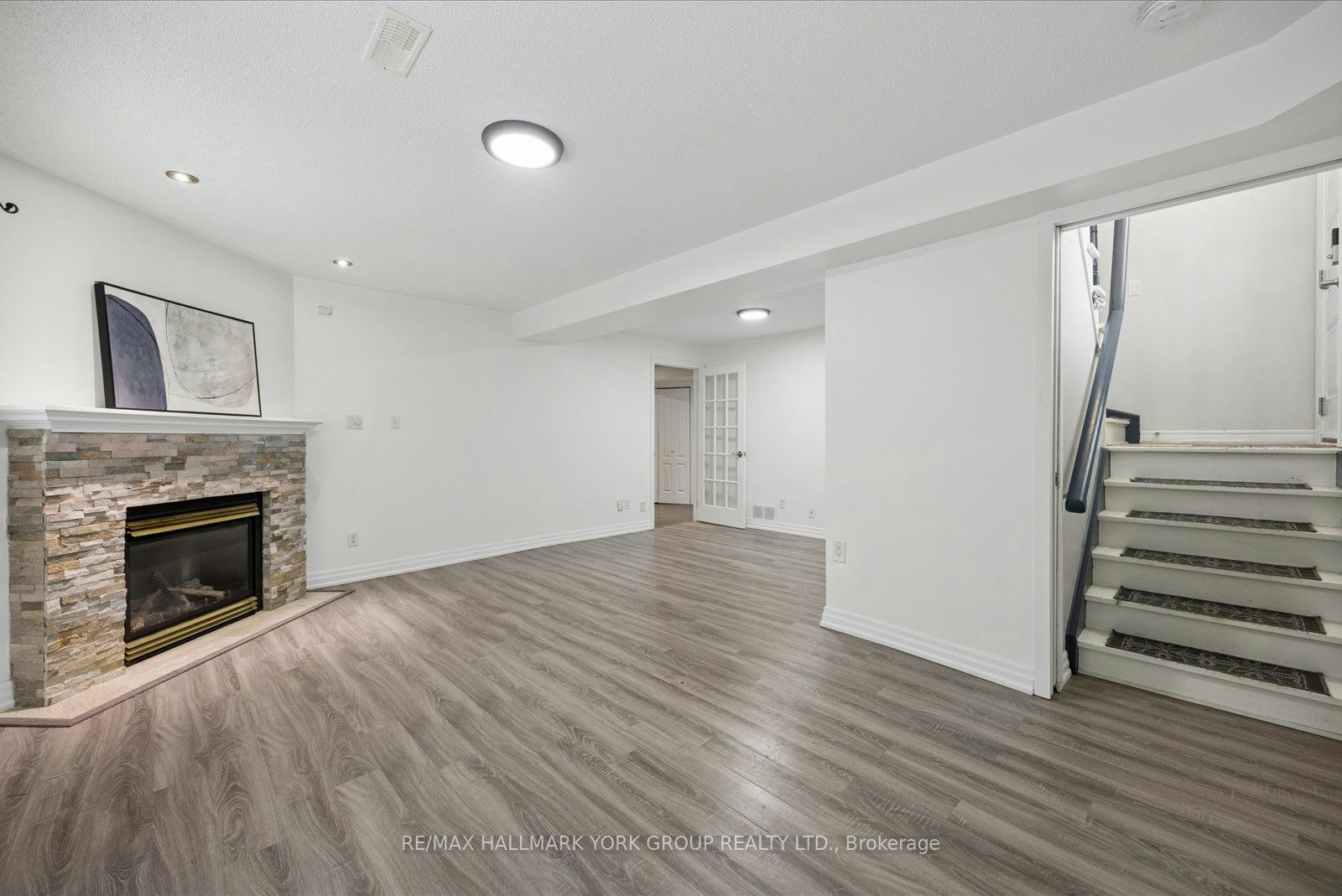 74 Wrendale Crescent, Georgina, ON, L4P 4C7 - 33