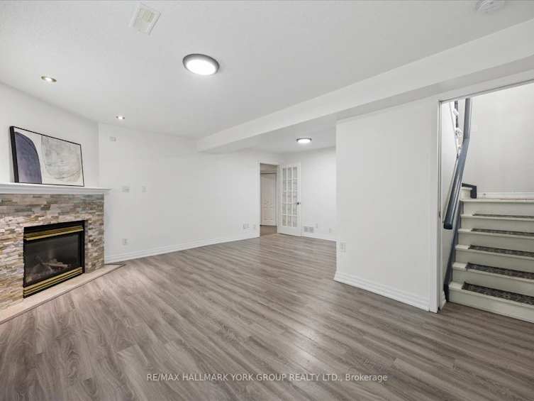74 Wrendale Crescent, Georgina, ON, L4P 4C7 - 33