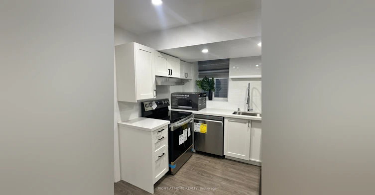 97 Forest Edge Crescent, East Gwillimbury, ON, L9N 0S6 - 6