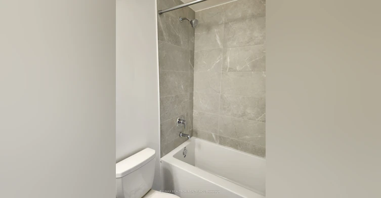 A1309-705 Davis Drive, Newmarket, ON, L3Y 0J1 - 16
