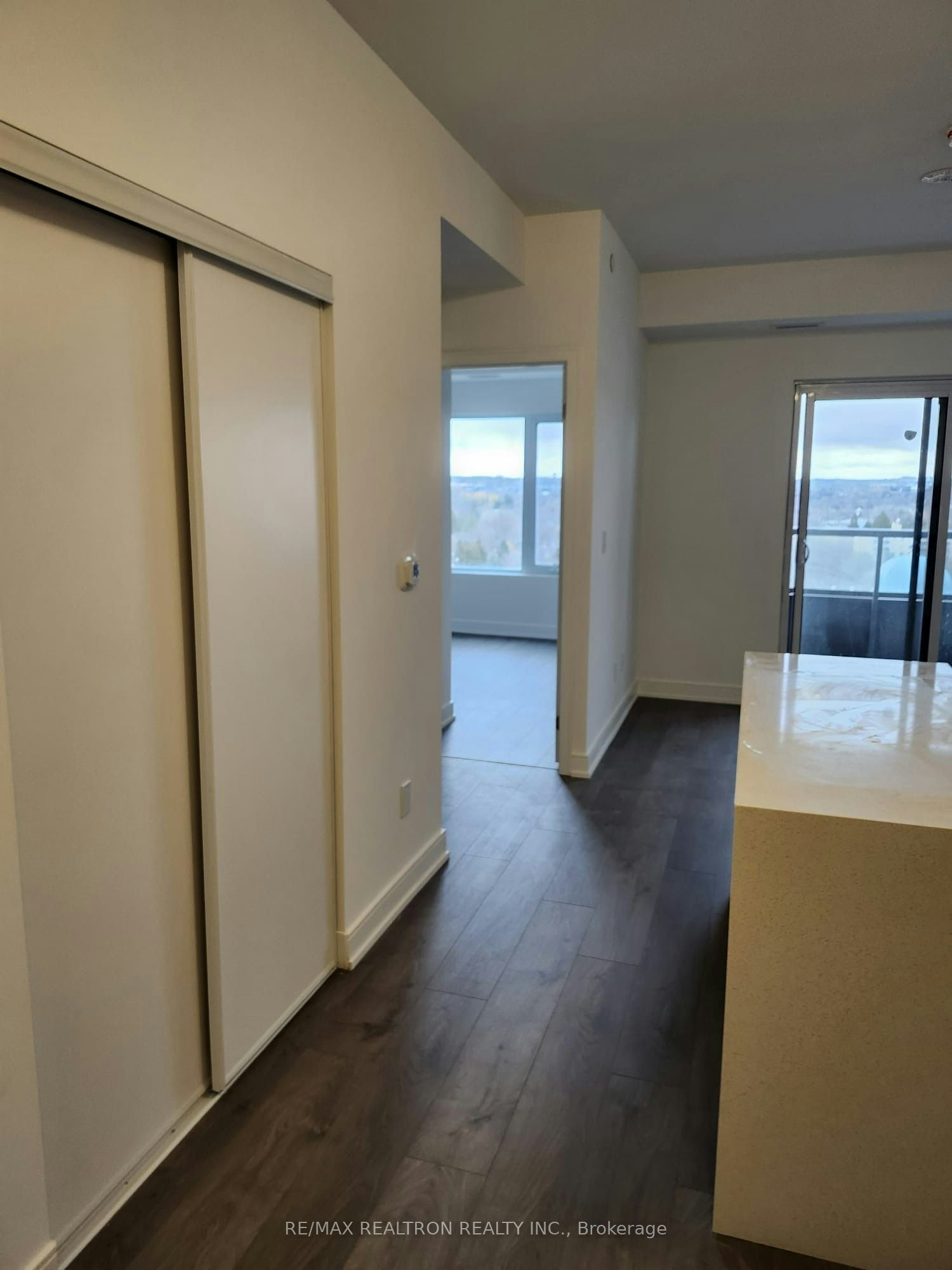 A1309-705 Davis Drive, Newmarket, ON, L3Y 0J1 - 7