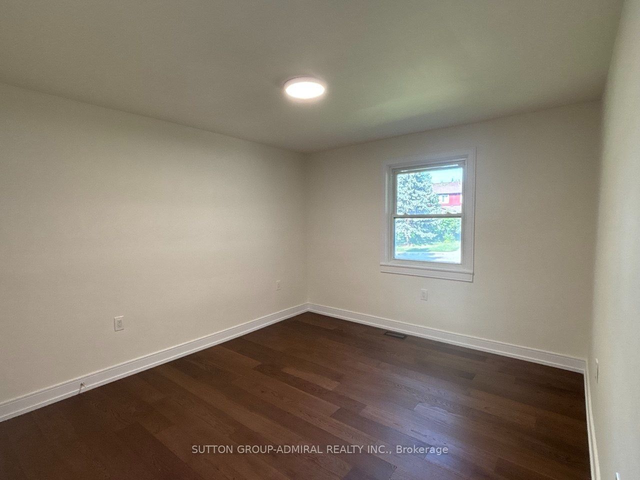 Main Floor-86 Hamilton Drive, Newmarket, ON, L3Y 3E8 - 27