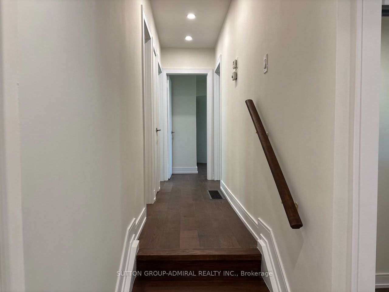 Main Floor-86 Hamilton Drive, Newmarket, ON, L3Y 3E8 - 21