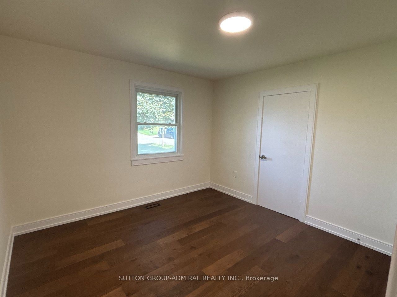 Main Floor-86 Hamilton Drive, Newmarket, ON, L3Y 3E8 - 25