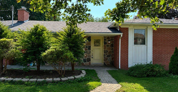 Main Floor-86 Hamilton Drive, Newmarket, ON, L3Y 3E8