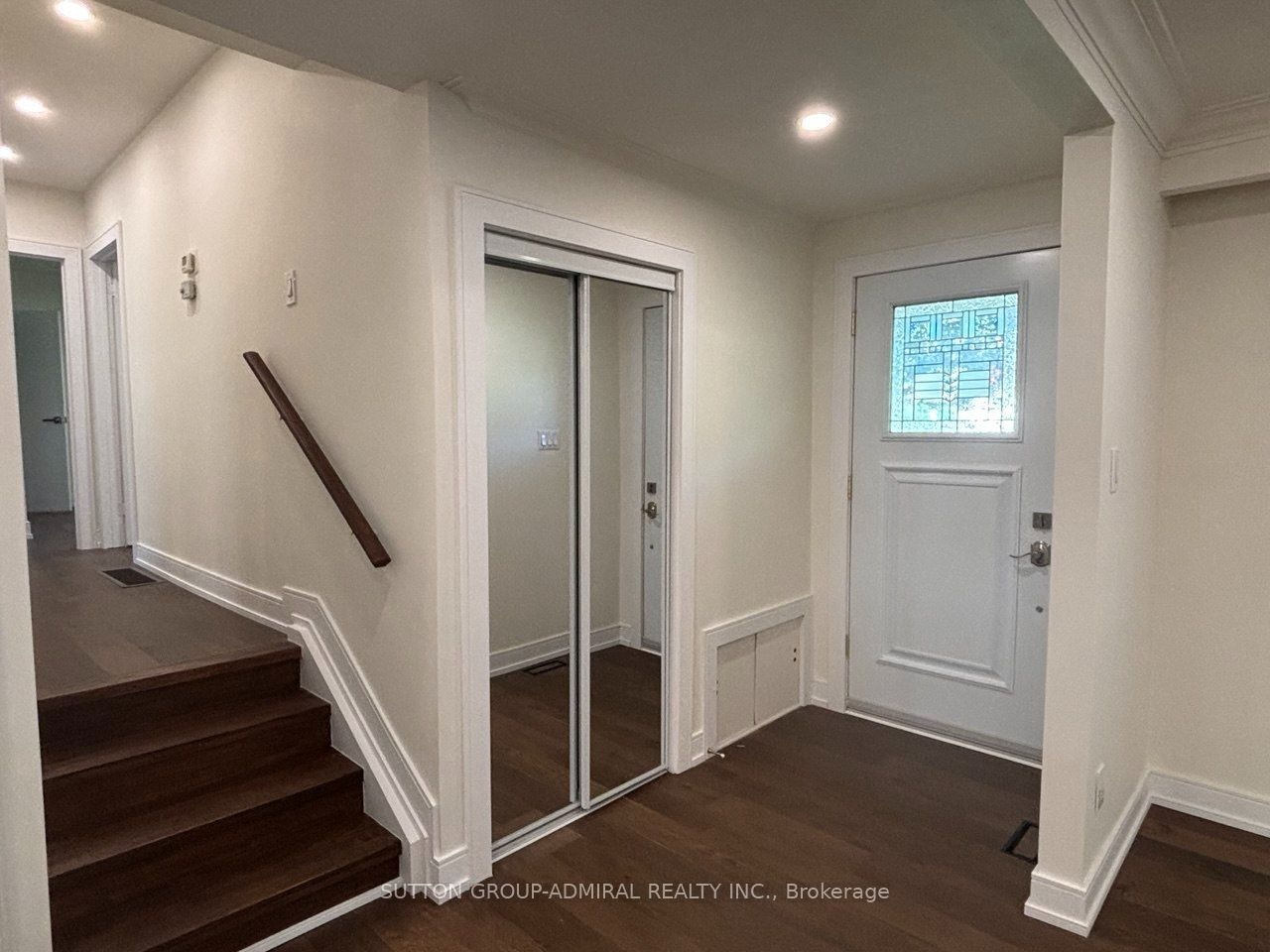 Main Floor-86 Hamilton Drive, Newmarket, ON, L3Y 3E8 - 5