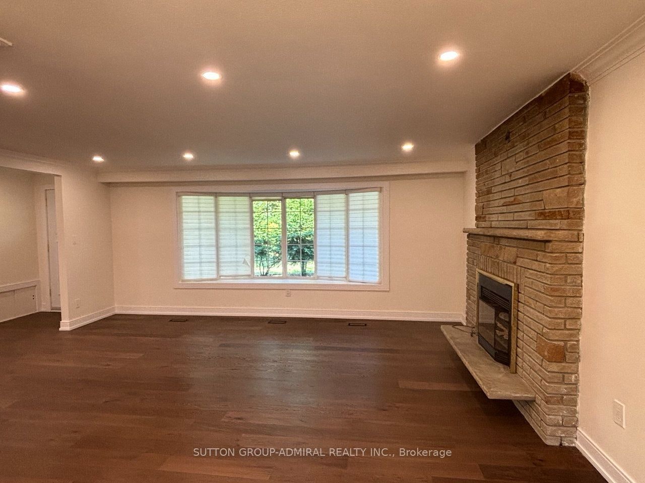 Main Floor-86 Hamilton Drive, Newmarket, ON, L3Y 3E8 - 13